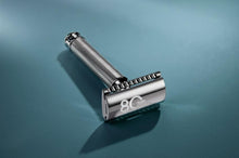 Load image into Gallery viewer, MUHLE R89 Safety Razor Chrome - 80th Anniversary Edition